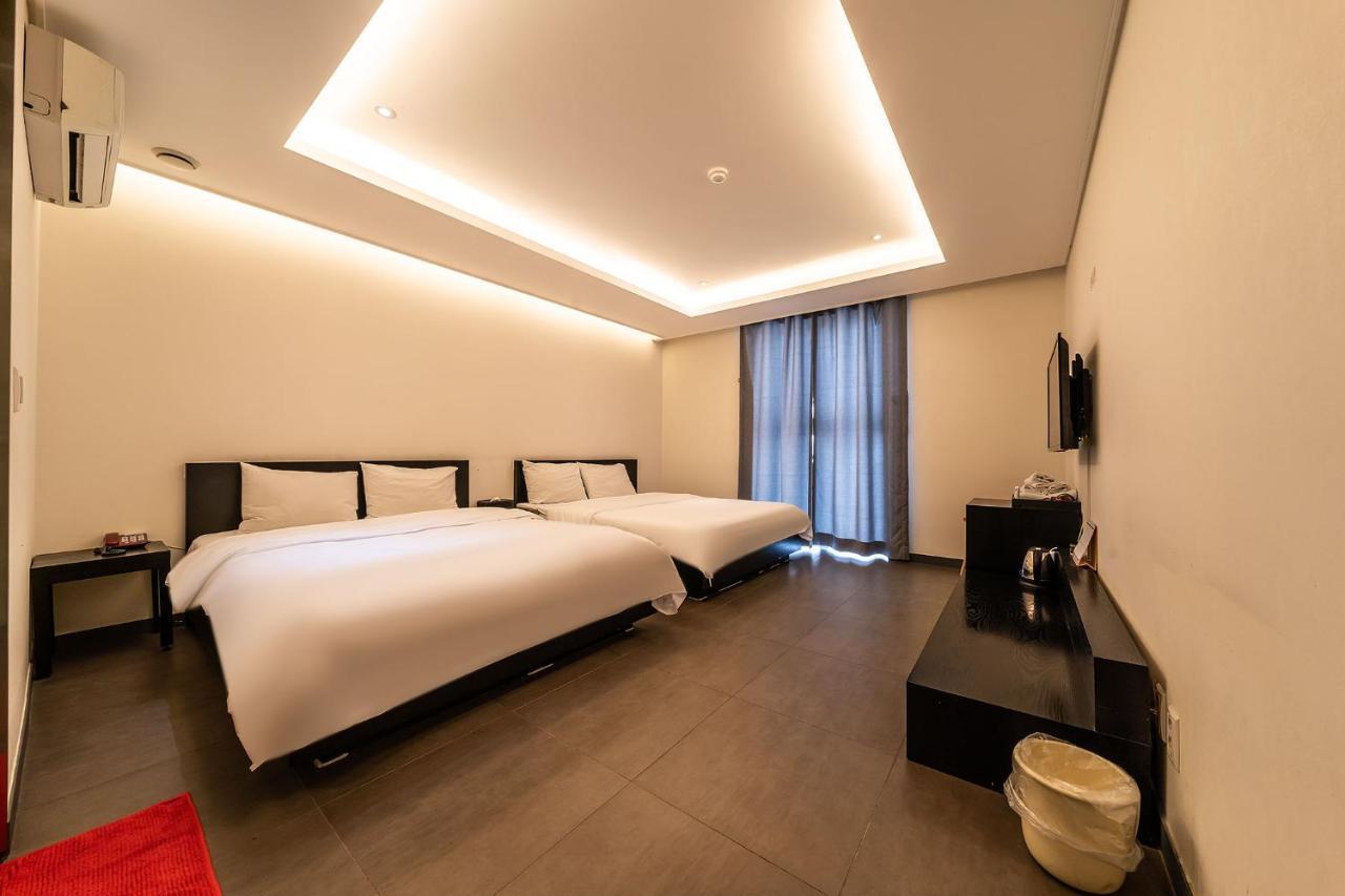 G Tourist Hotel Wolmido Incheon Exterior photo